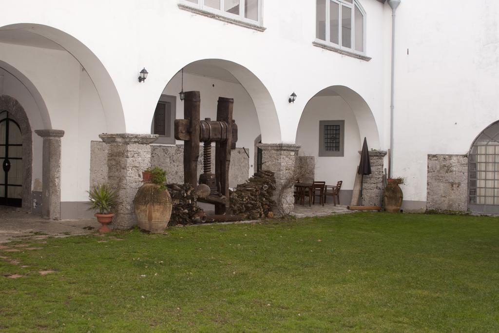 Palazzo D'Orsi Villa Calvanico Ruang foto